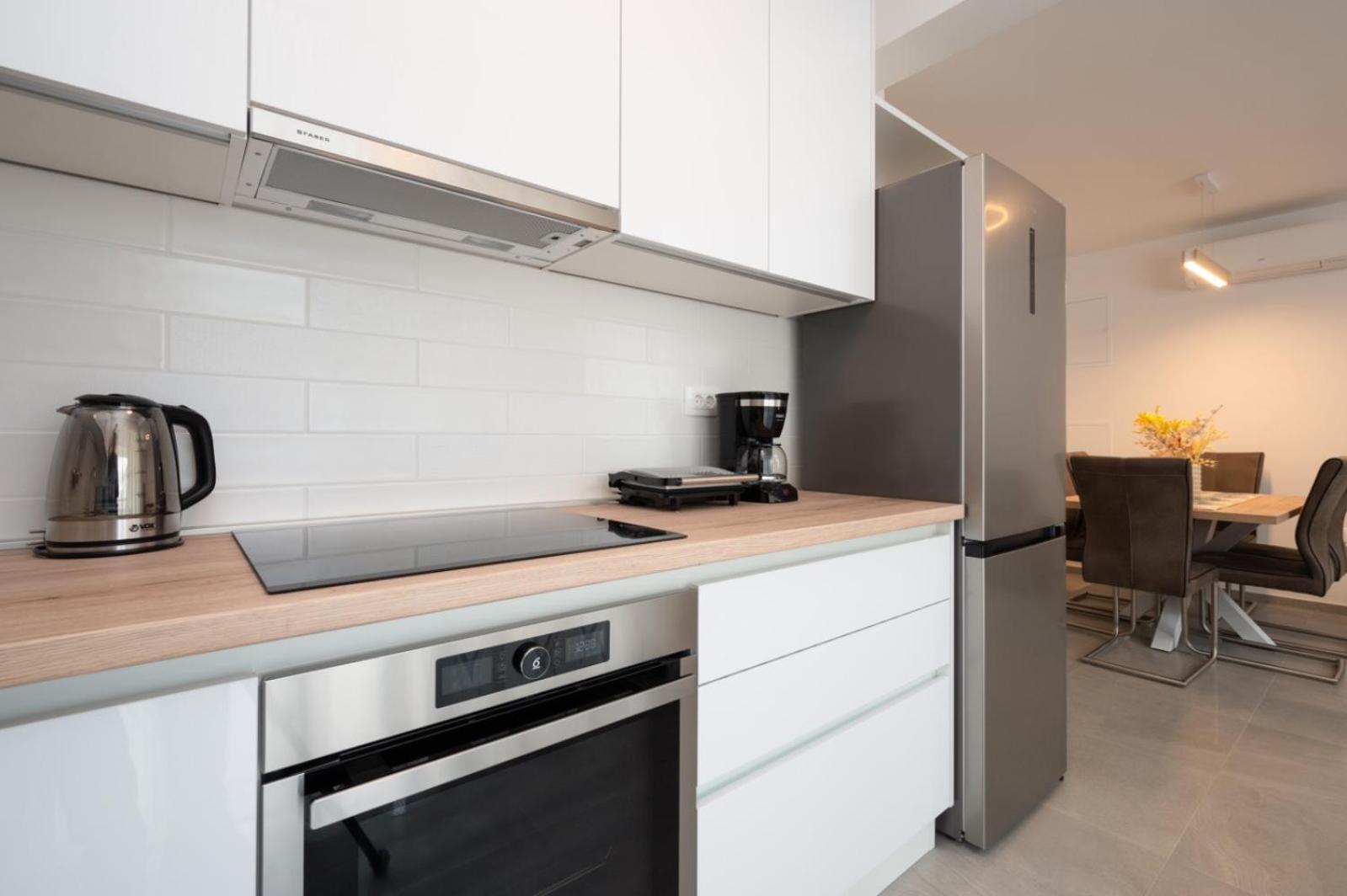 Apartment Varni *